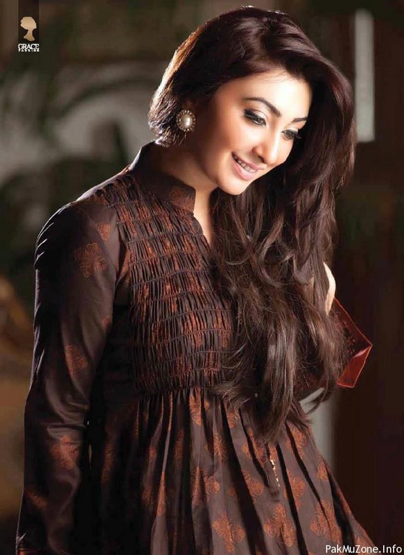 298027,xcitefun-ayesha-khan-pictures005