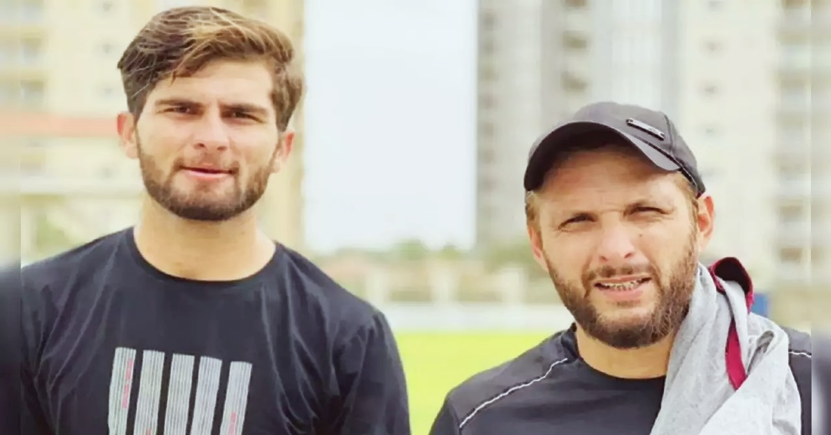 Six or out? Shahid Afridi--Shaheen Shah Afridi have an adorable exchange